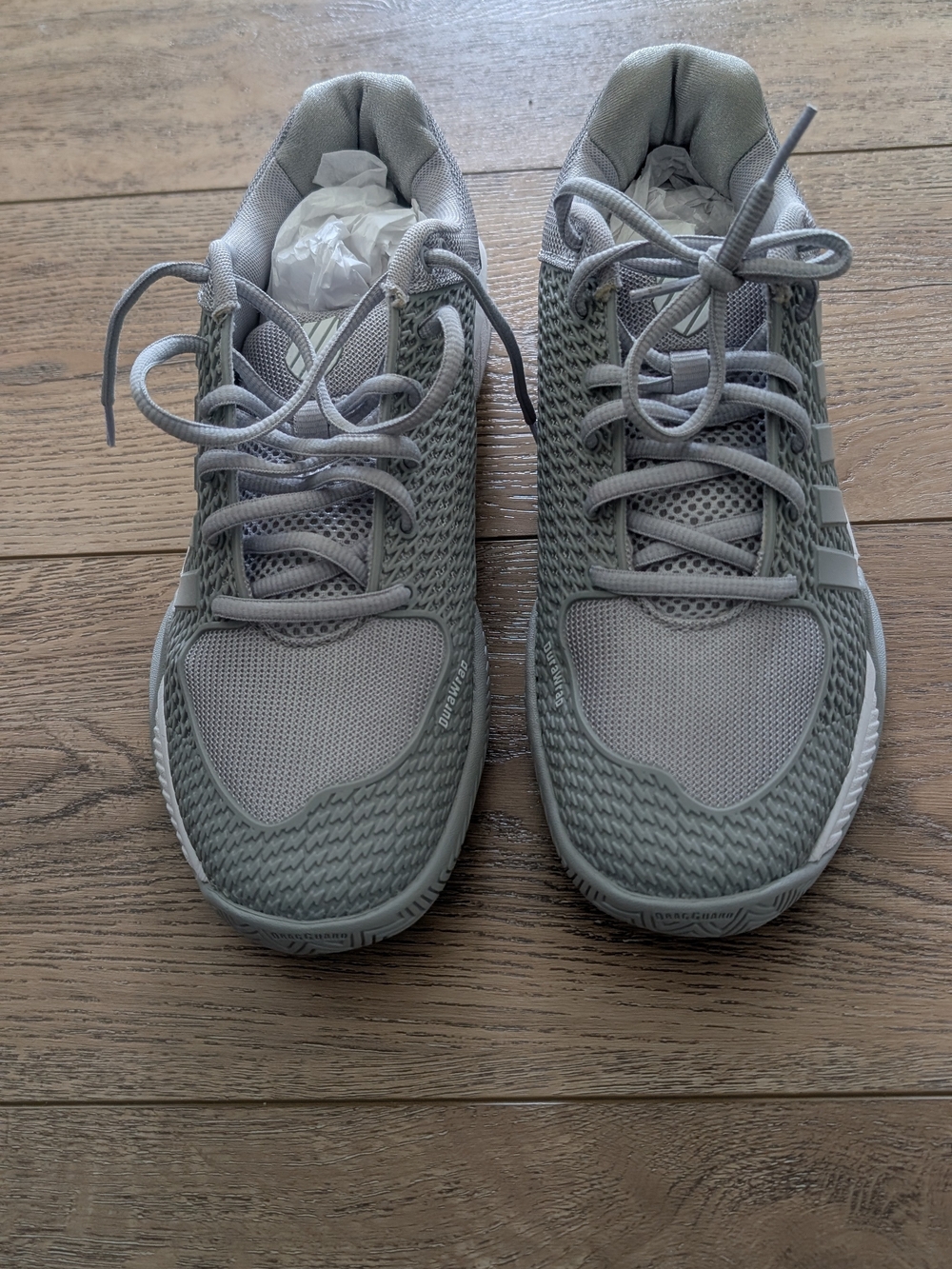 K-Swiss Men's Athletic Sneakers in Light Gray